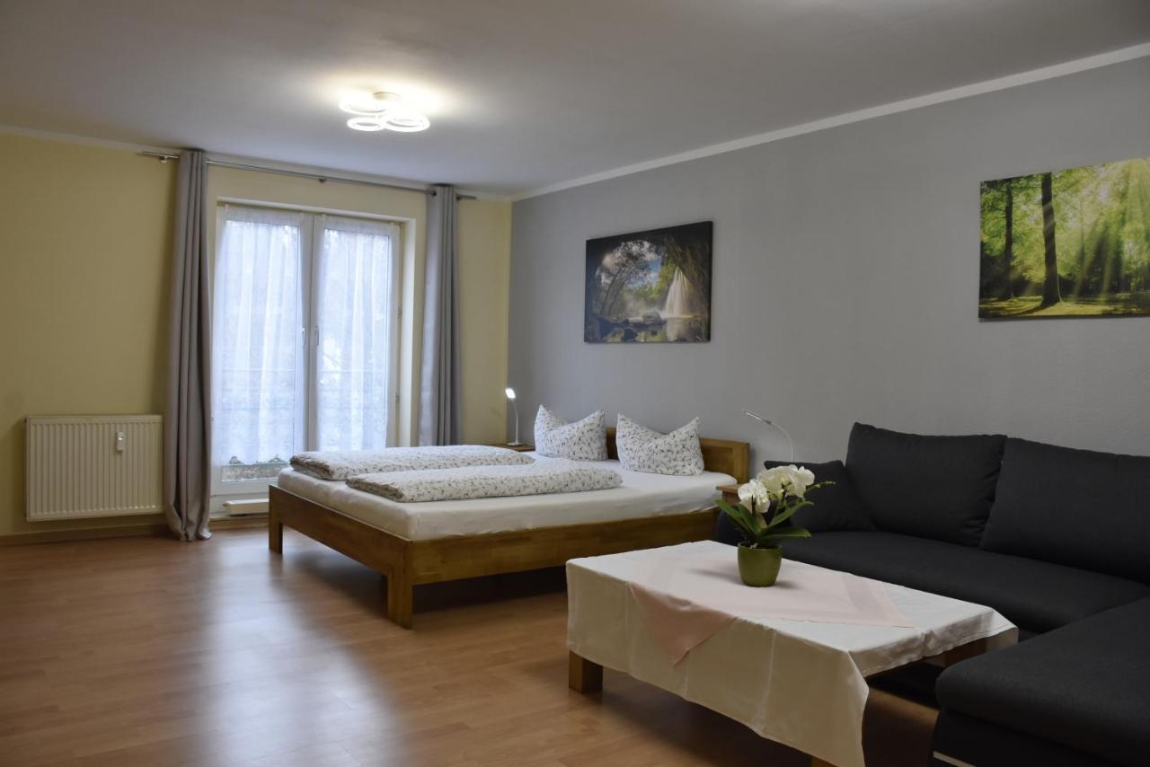Hotel Garni Am Klostermarkt Plauen Buitenkant foto