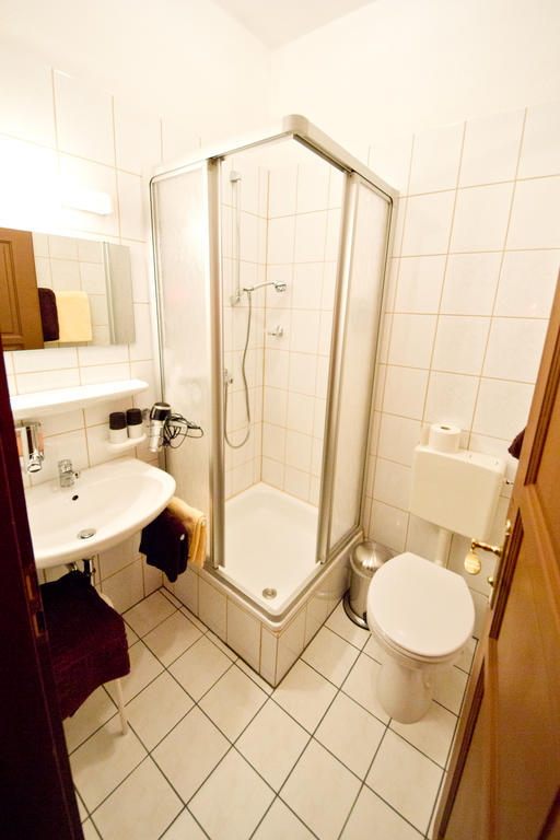 Hotel Garni Am Klostermarkt Plauen Kamer foto